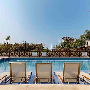 Varandas Do Atlantico - Apartamento Em Condominio Pe Na Areia